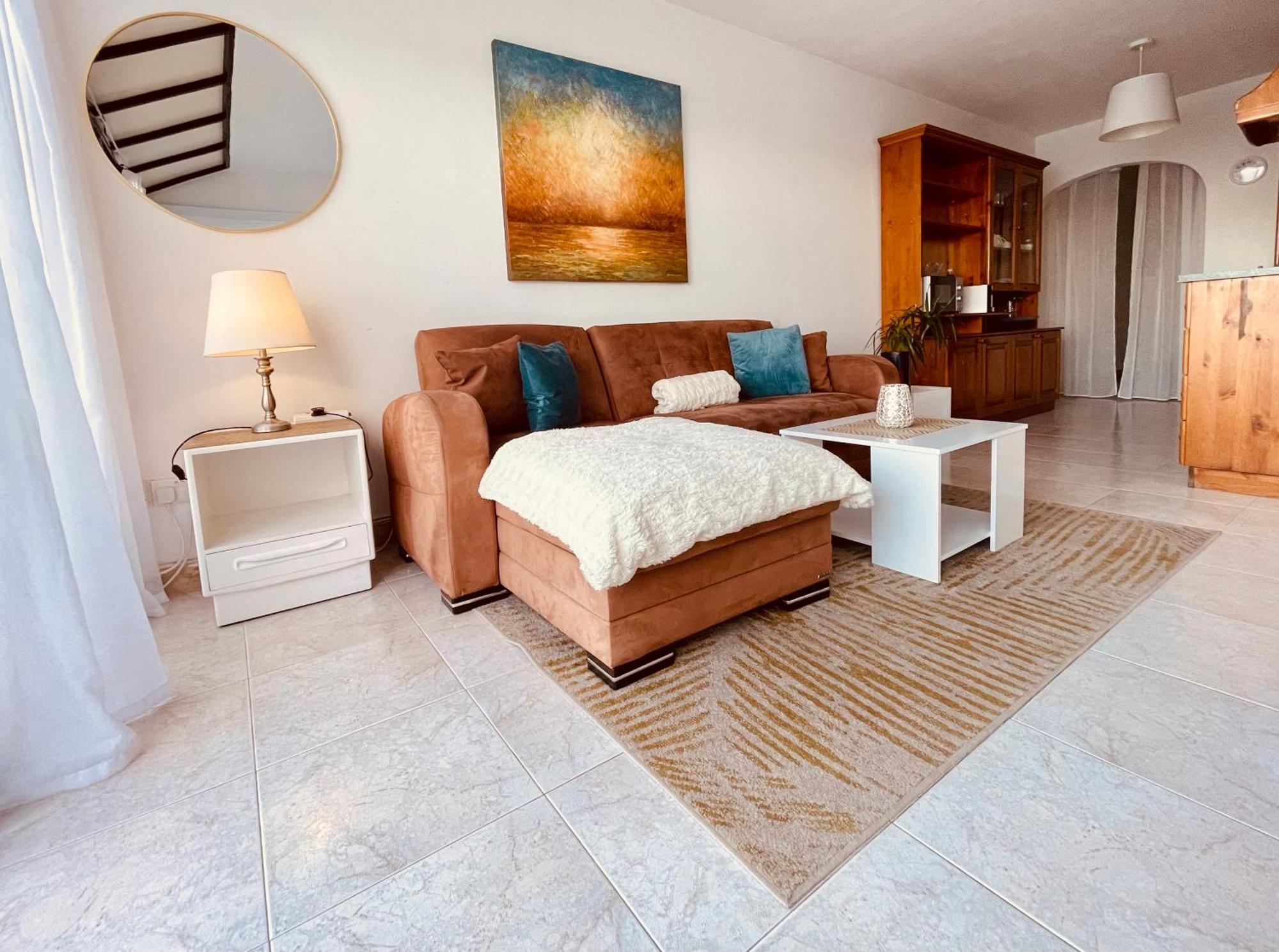 Seafront Apartment Terrace, Lounger & Panoramic Ocean Views Mellieħa Kültér fotó
